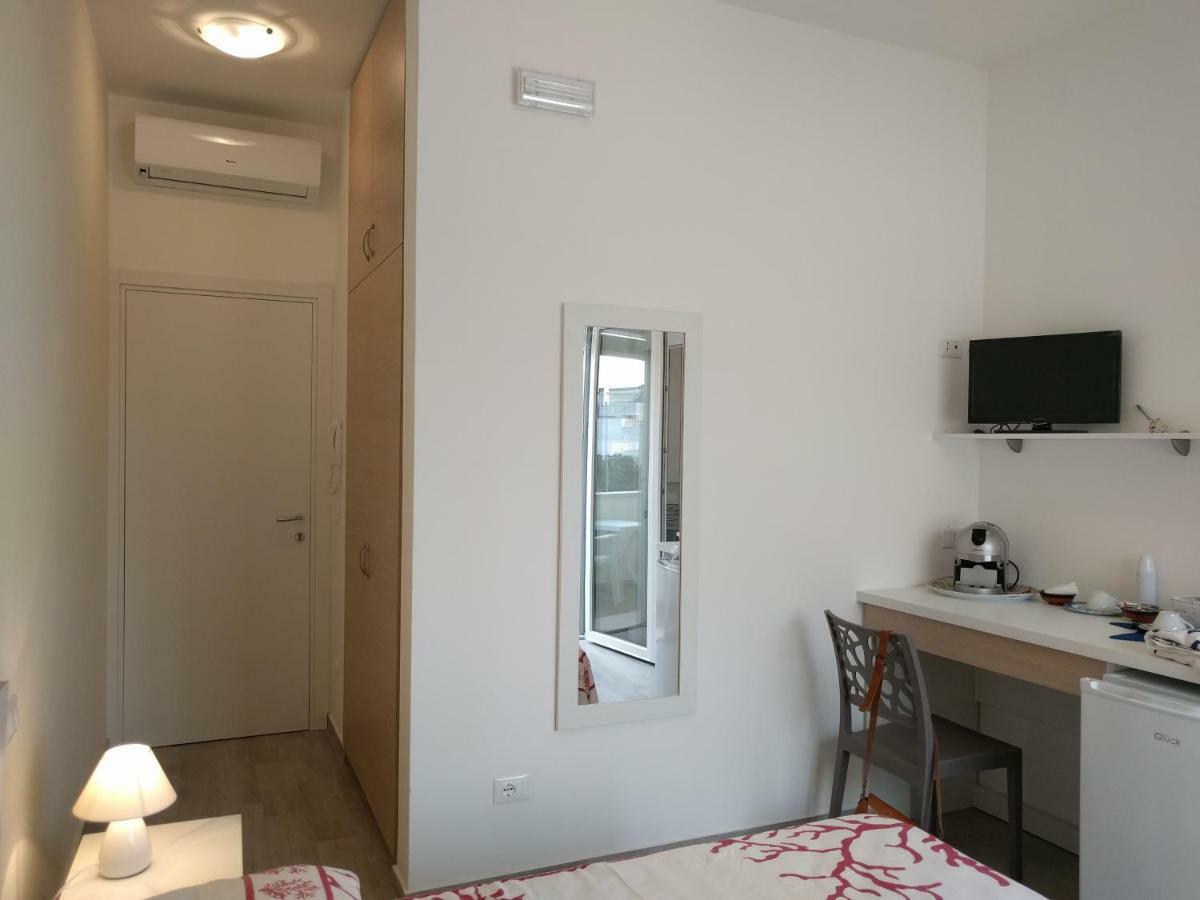 Camere Mare Manu Porto Cesareo Exterior foto