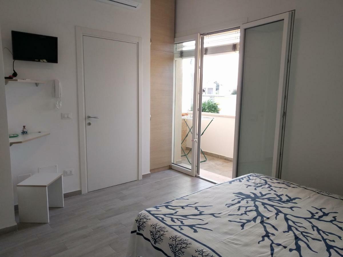 Camere Mare Manu Porto Cesareo Exterior foto